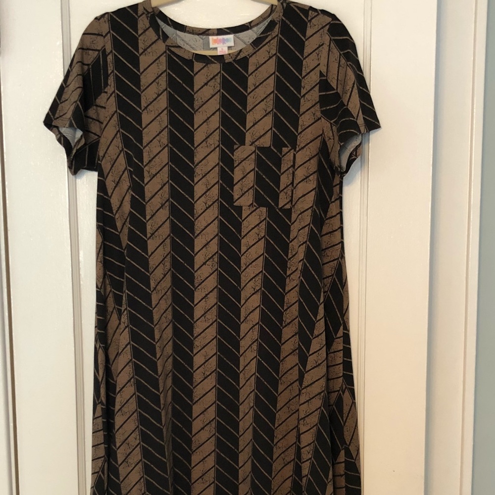 Black & Brown Lularoe Carly!